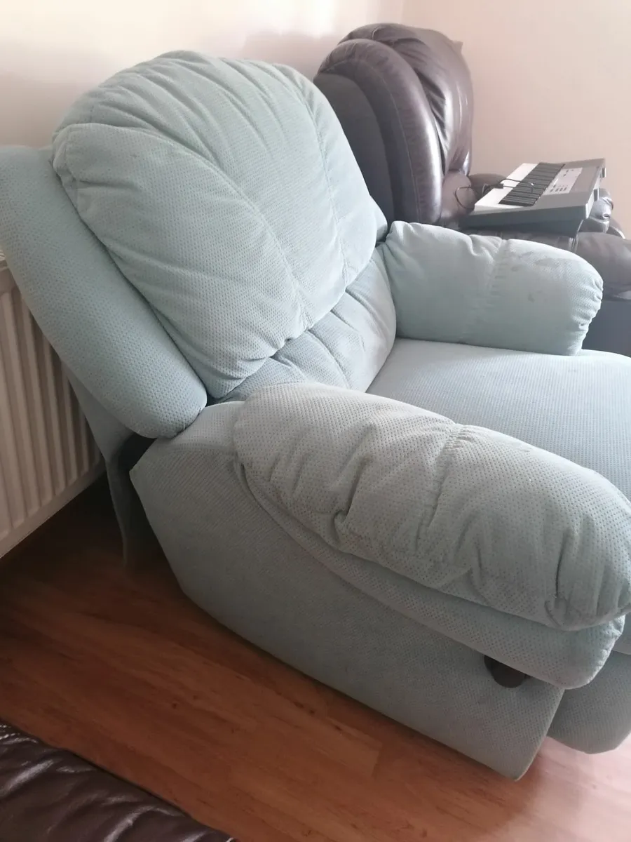 Armchair - Image 1