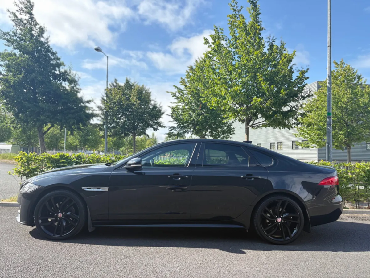 Jaguar XF 2.0 D RWD R-SPORT AUTO - Image 2