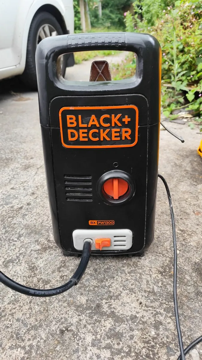 Pressure Washer,  Black and Decker power washer - Image 1