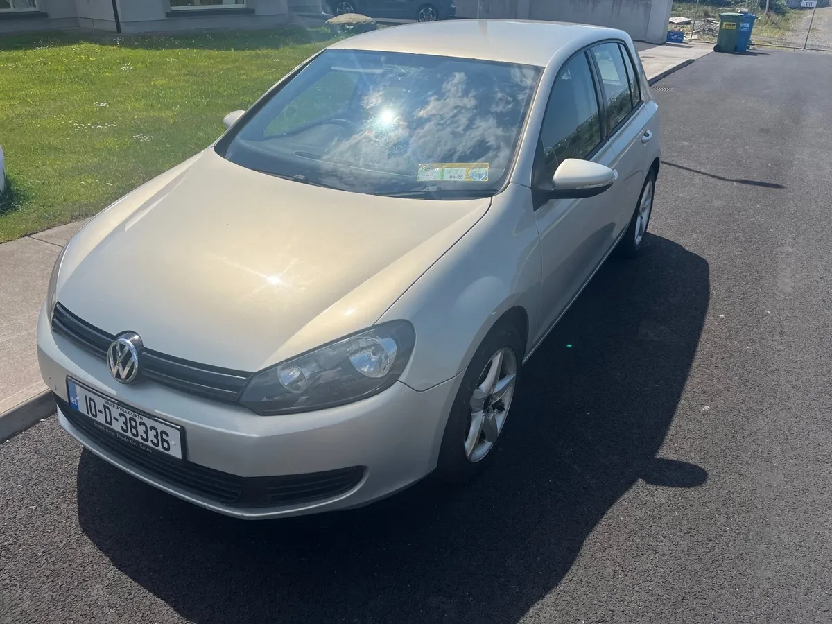 Volkswagen Golf 2010 - Image 1