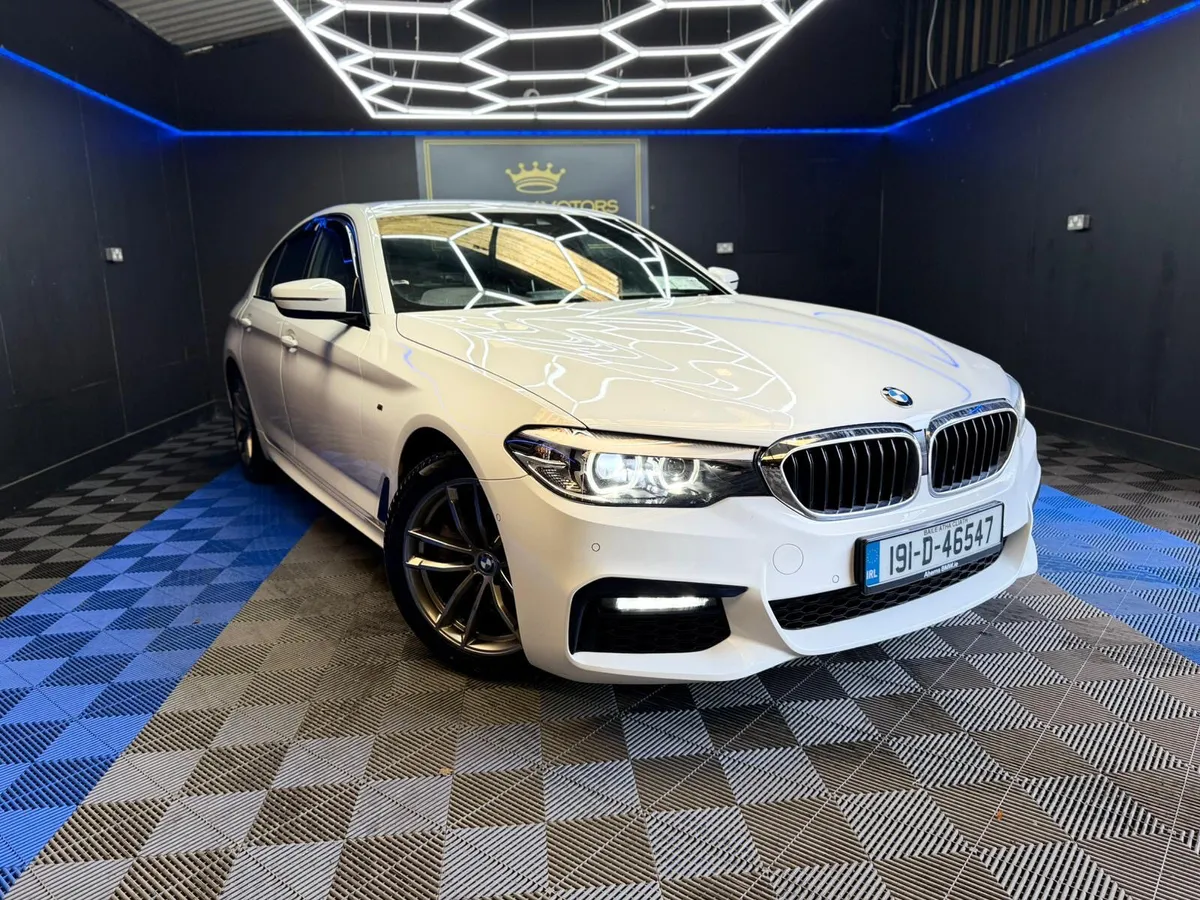 BMW 5-Series 2019 - Image 1