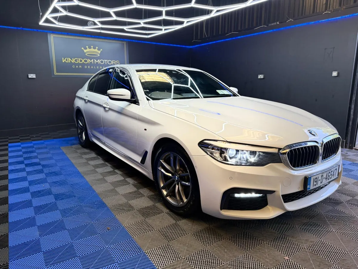 BMW 5-Series 2019 - Image 3