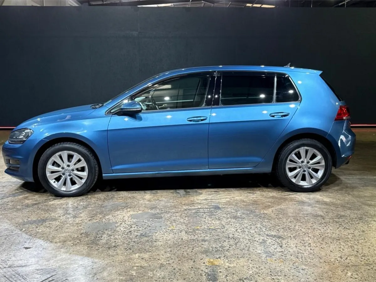 Volkswagen Golf Dba-aucjz 5DR Auto - Image 4