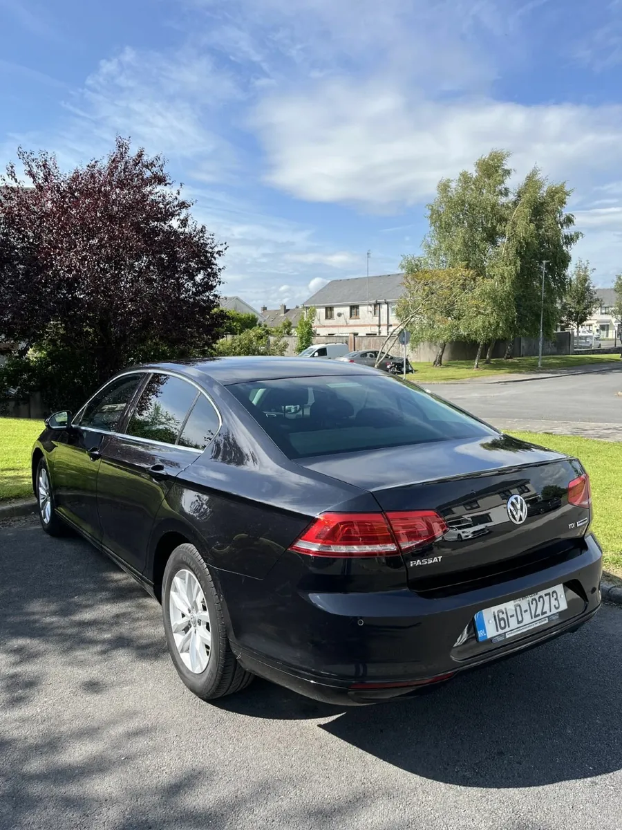 Volkswagen Passat 2016 1.6l - Image 3