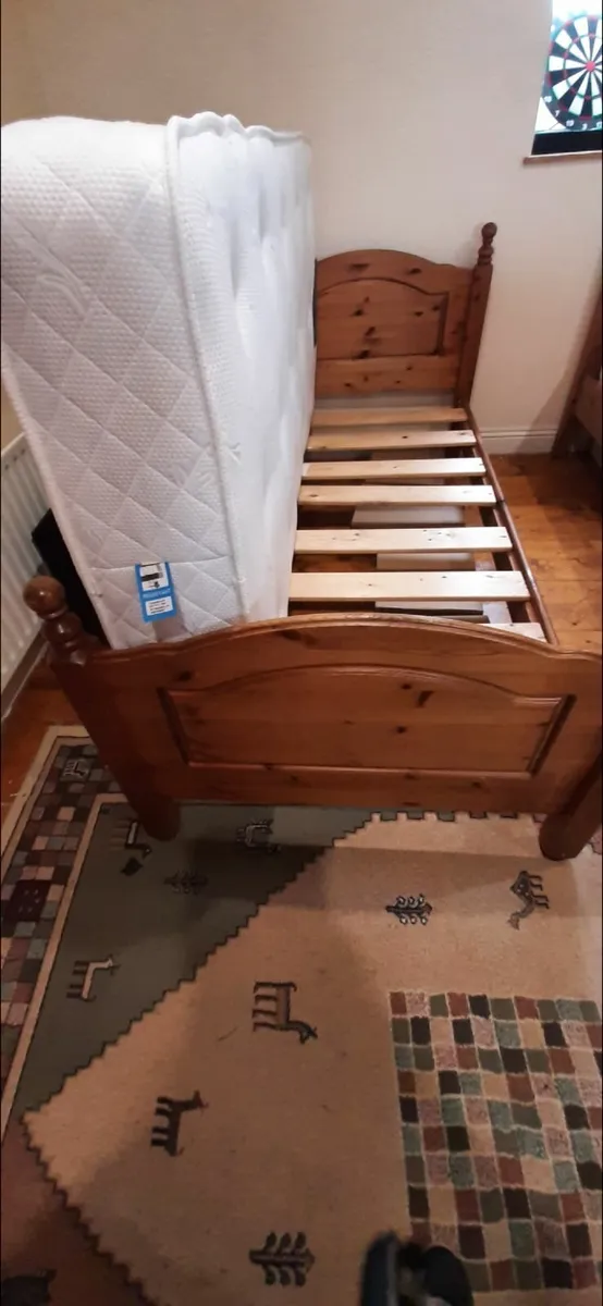 Bedroom furniture - Image 3