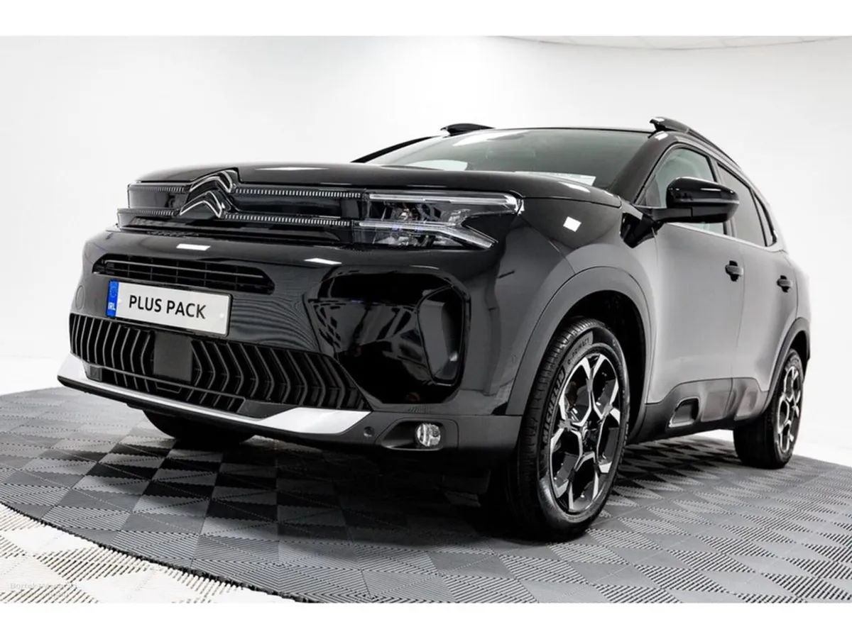 Citroen C5 Aircross Plus Pack 1.5 Diesel Auto 130 - Image 3