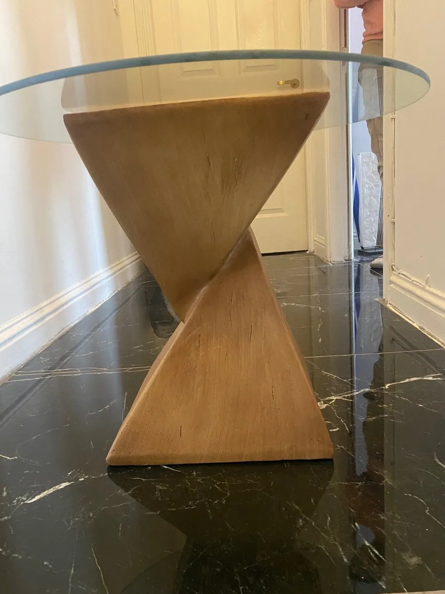 Living room table - Image 1