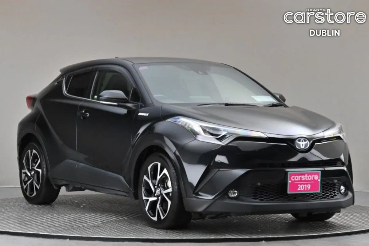 Toyota C-HR 1.8 Hybrid  half Leather reverse Cam - Image 1