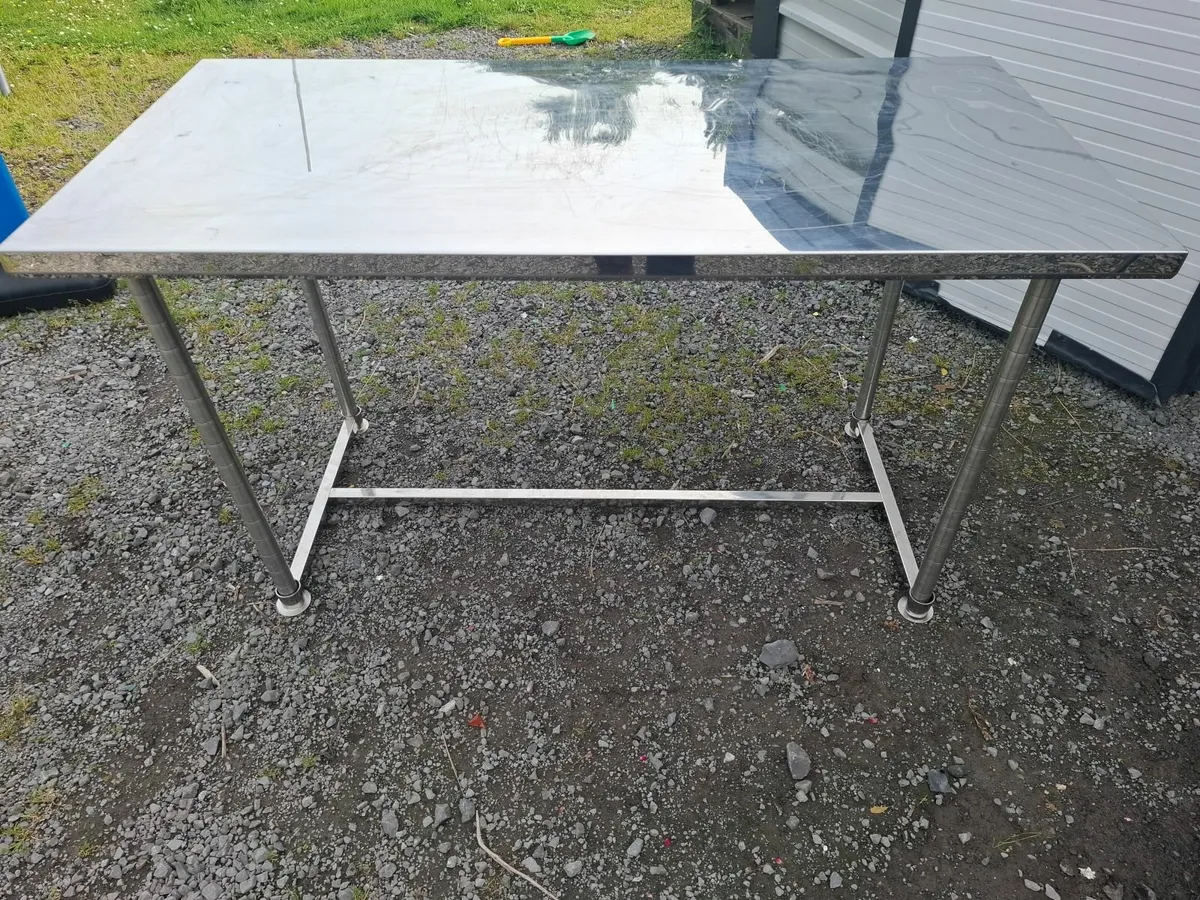 Stainless steel table - Image 1