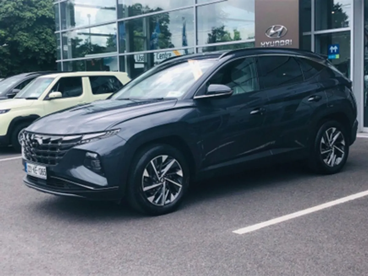 Hyundai Tucson Executive Plus 1.6 Diesel - Image 3