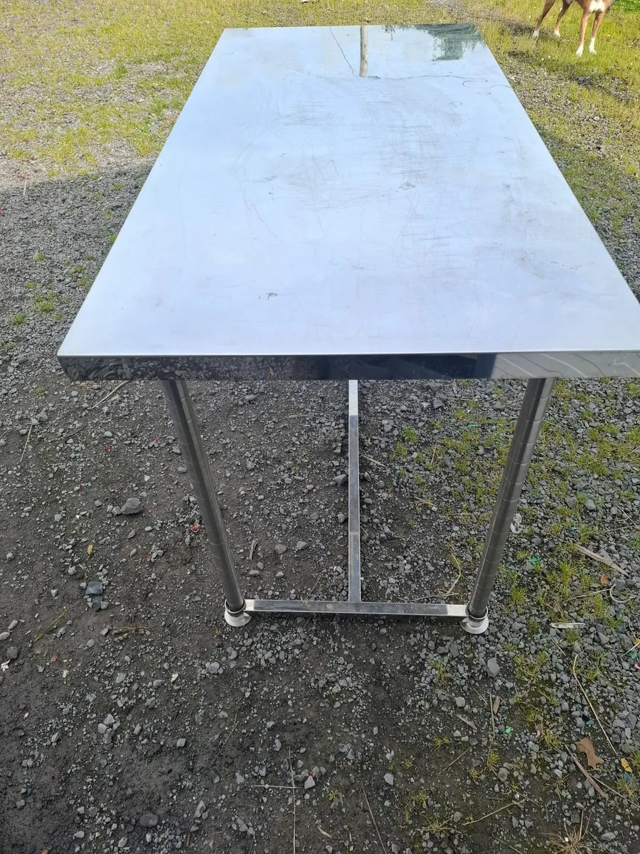 Stainless steel table - Image 3