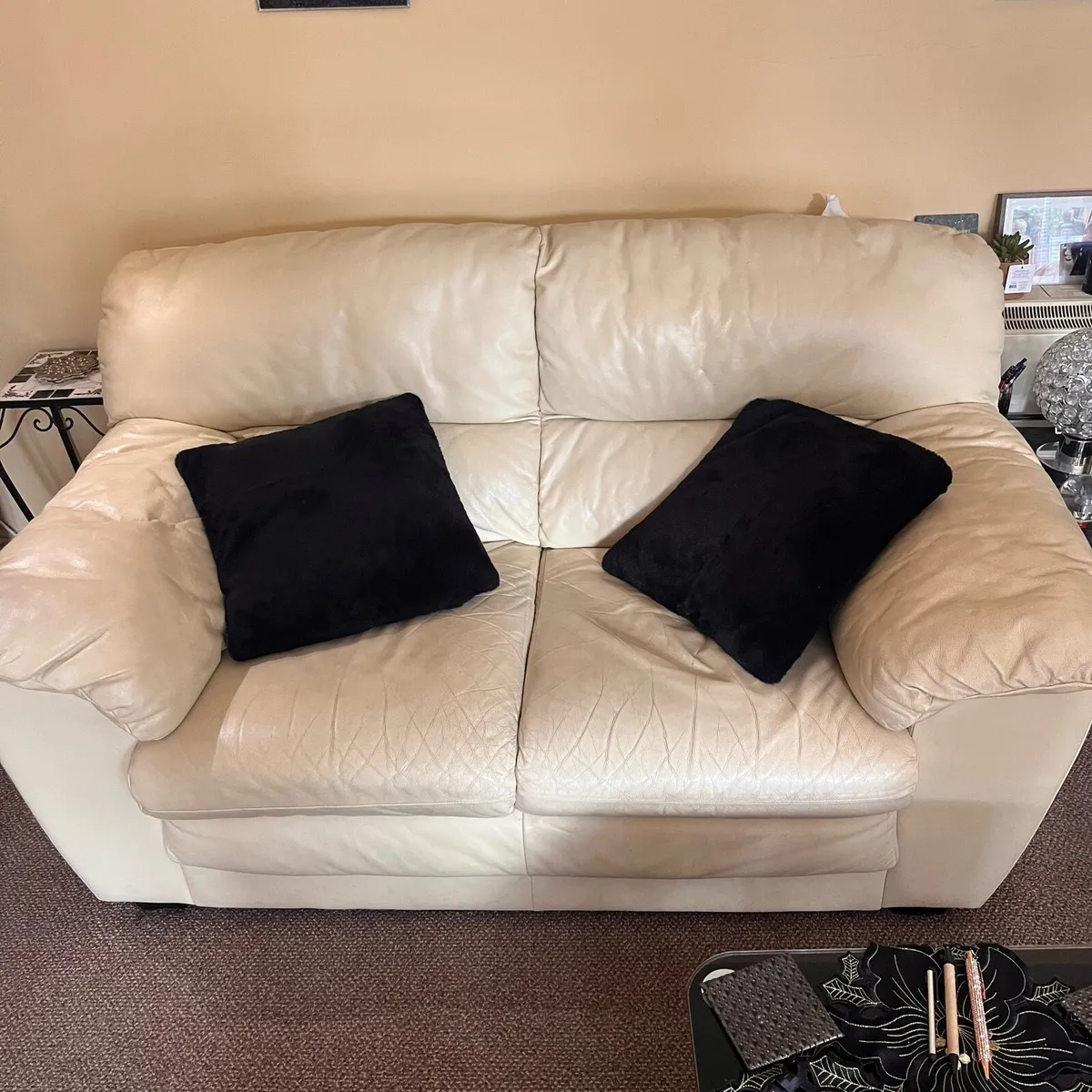 3 & 2 seater cream leather couch - Image 1