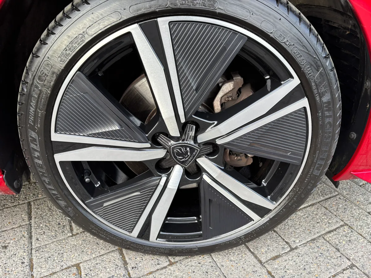 2023 Peugeot 308 SW GT 1.2 130 bhp - Image 4