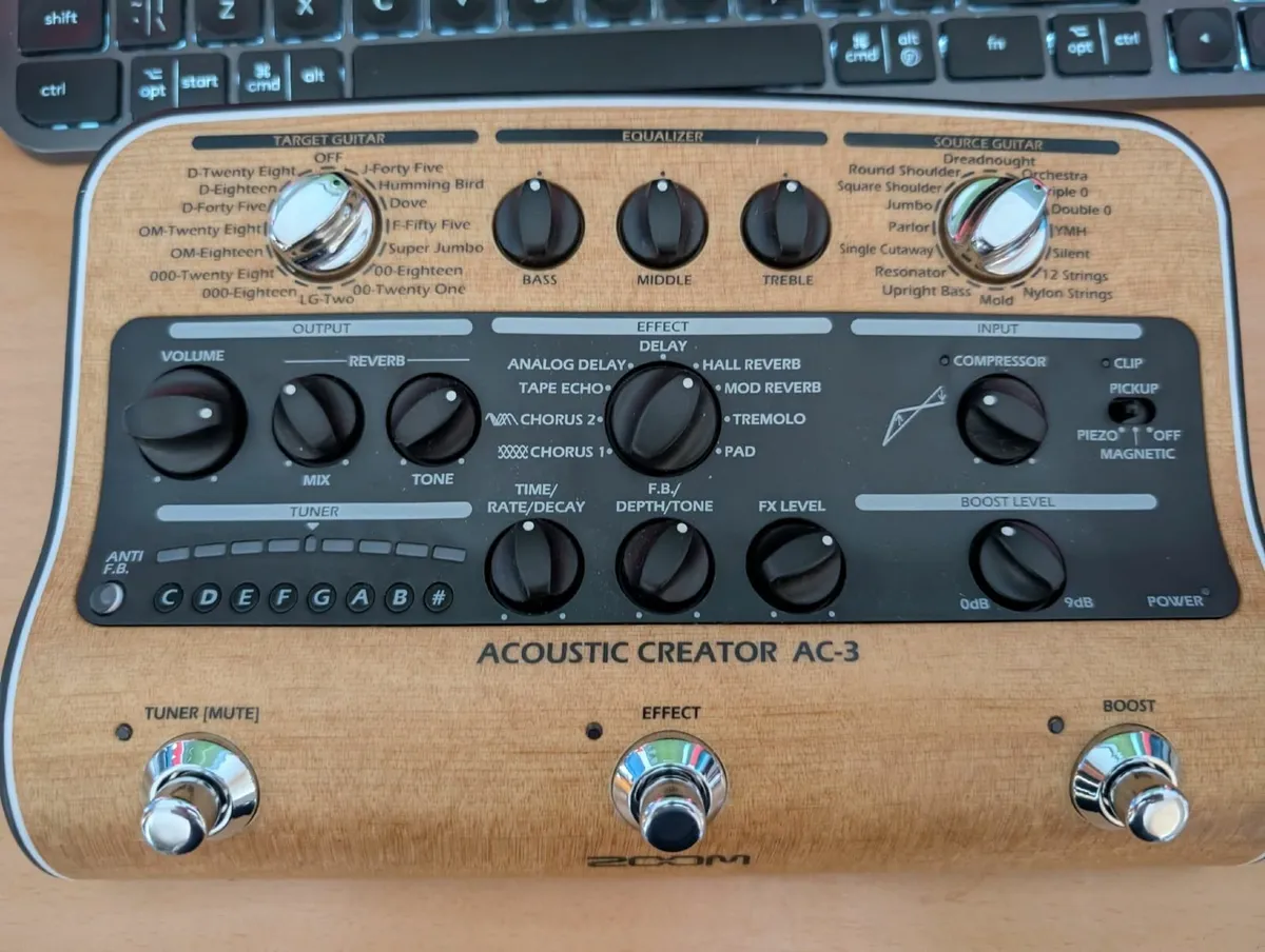 ZOOM AC-3 Acoustic Creator Multi-Effects Pedal - Image 3