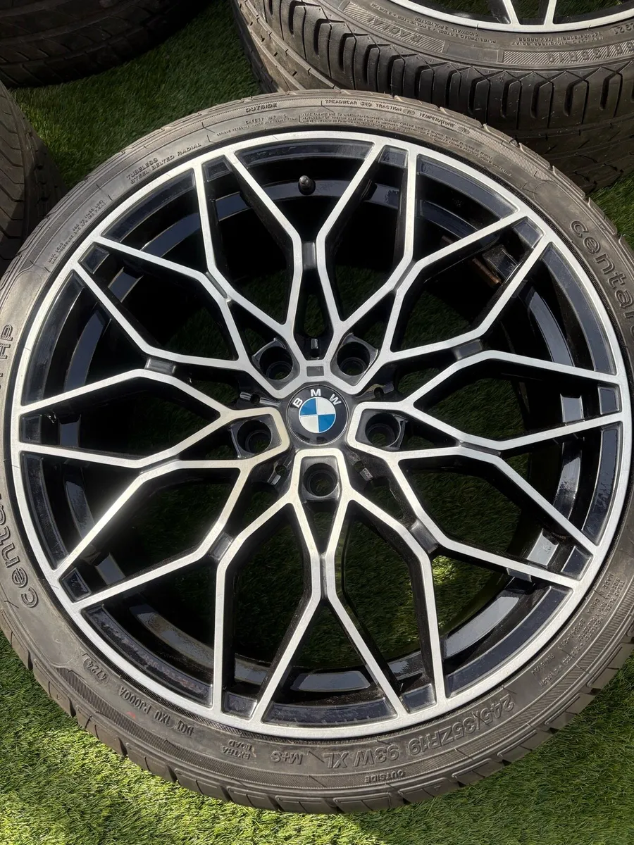 Alloy wheels - Image 1