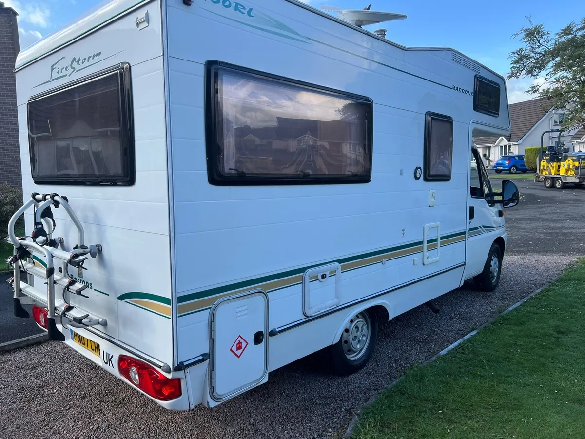 Motorhome - Image 4