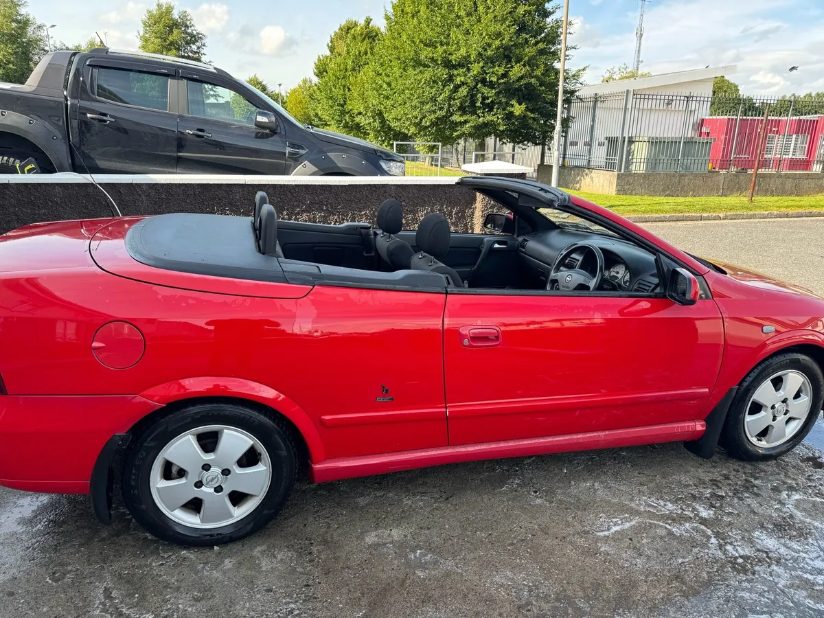 Opel Astra bertone - Image 1