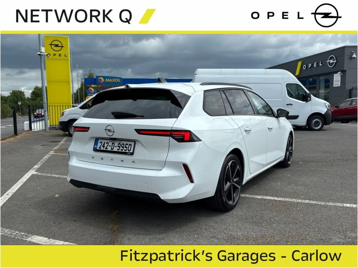 Opel Astra Sports Tourer Elegance 1.2 Turbo 110PS - Image 4
