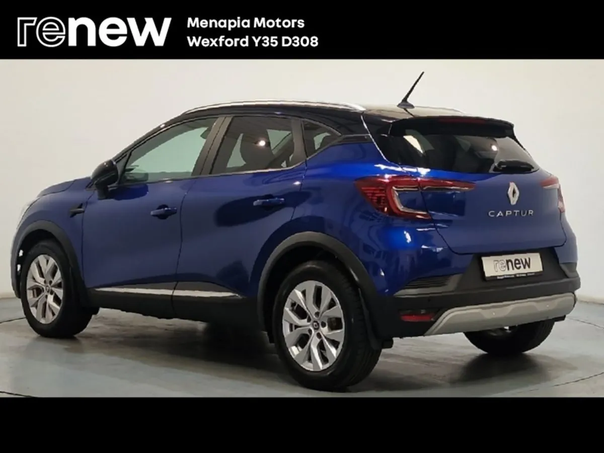 Renault Captur TCe 100 Iconic - Image 4