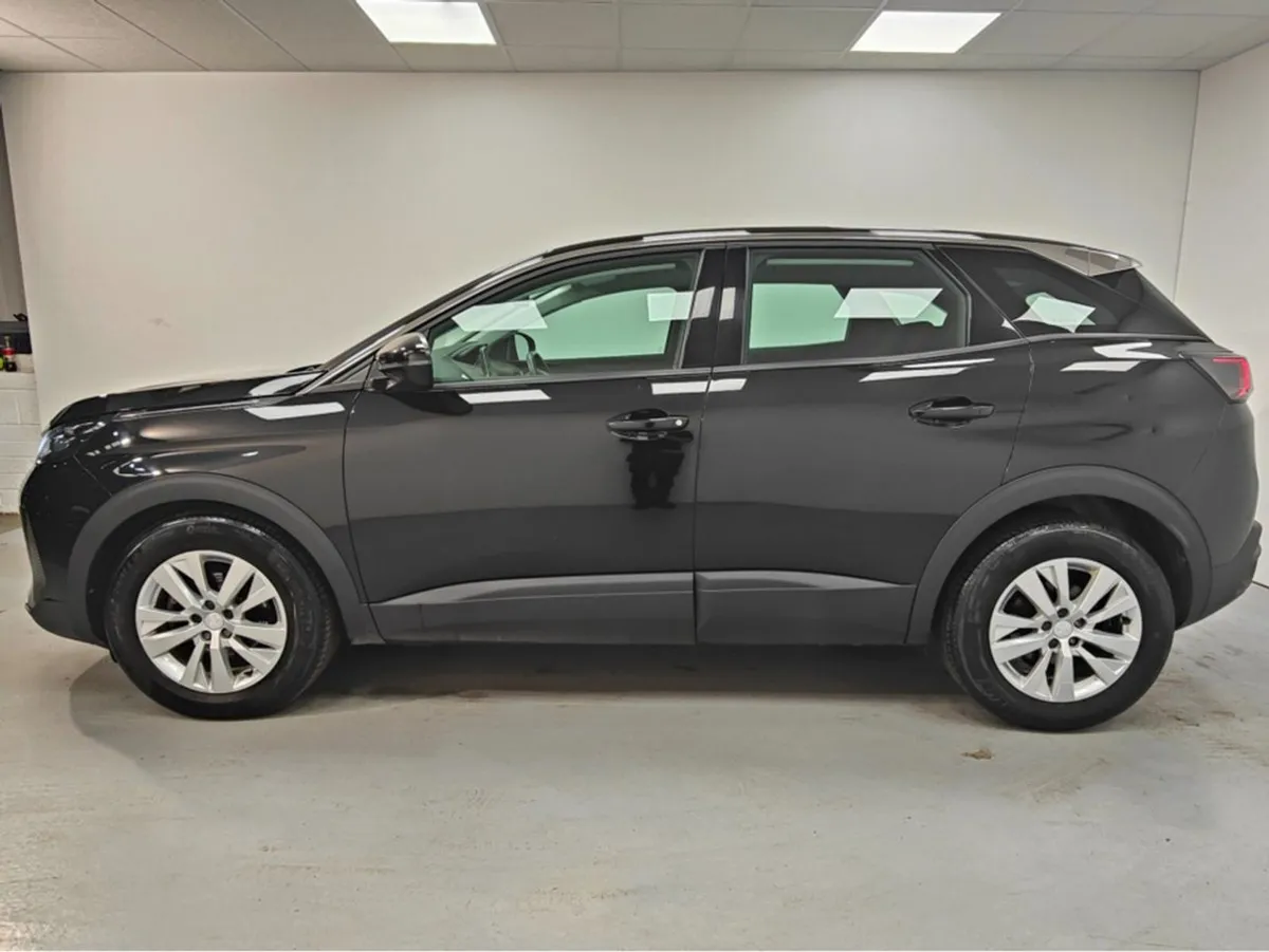 Peugeot 3008 FL Active 1.5 Blue HDI 130 - Image 3