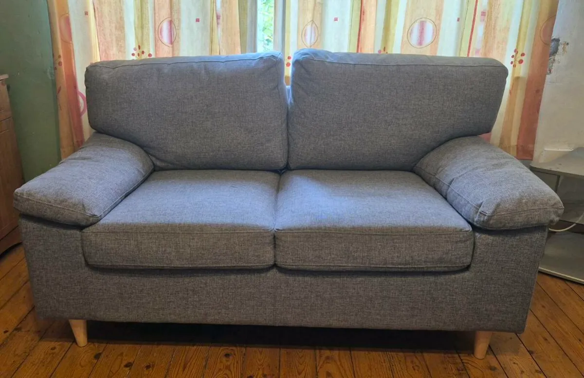 Matching Couches - 2 & 3 seaters - Image 4