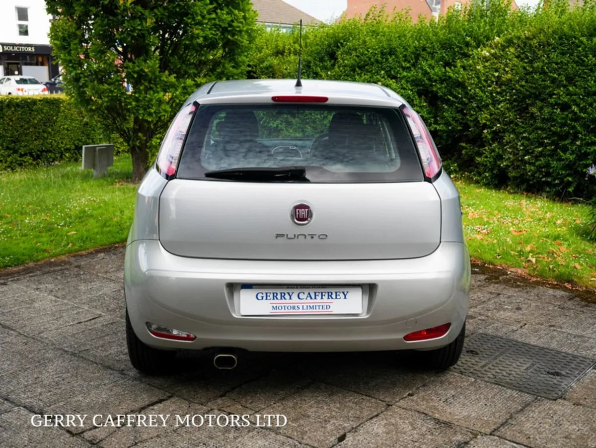 Fiat Punto Easy 1.2 4DR - Image 4