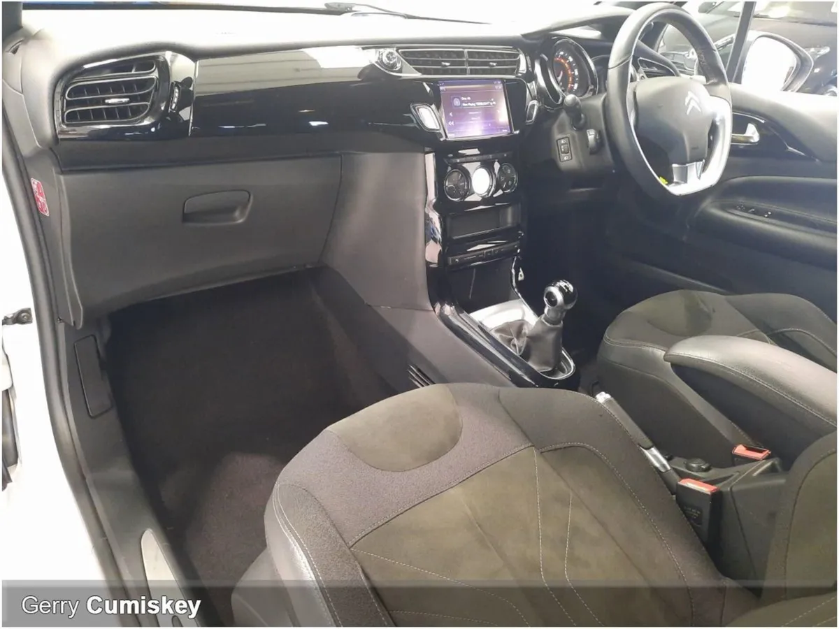 Citroen DS3 Elegance 1.6 Bluehdi 100 S S - Image 2