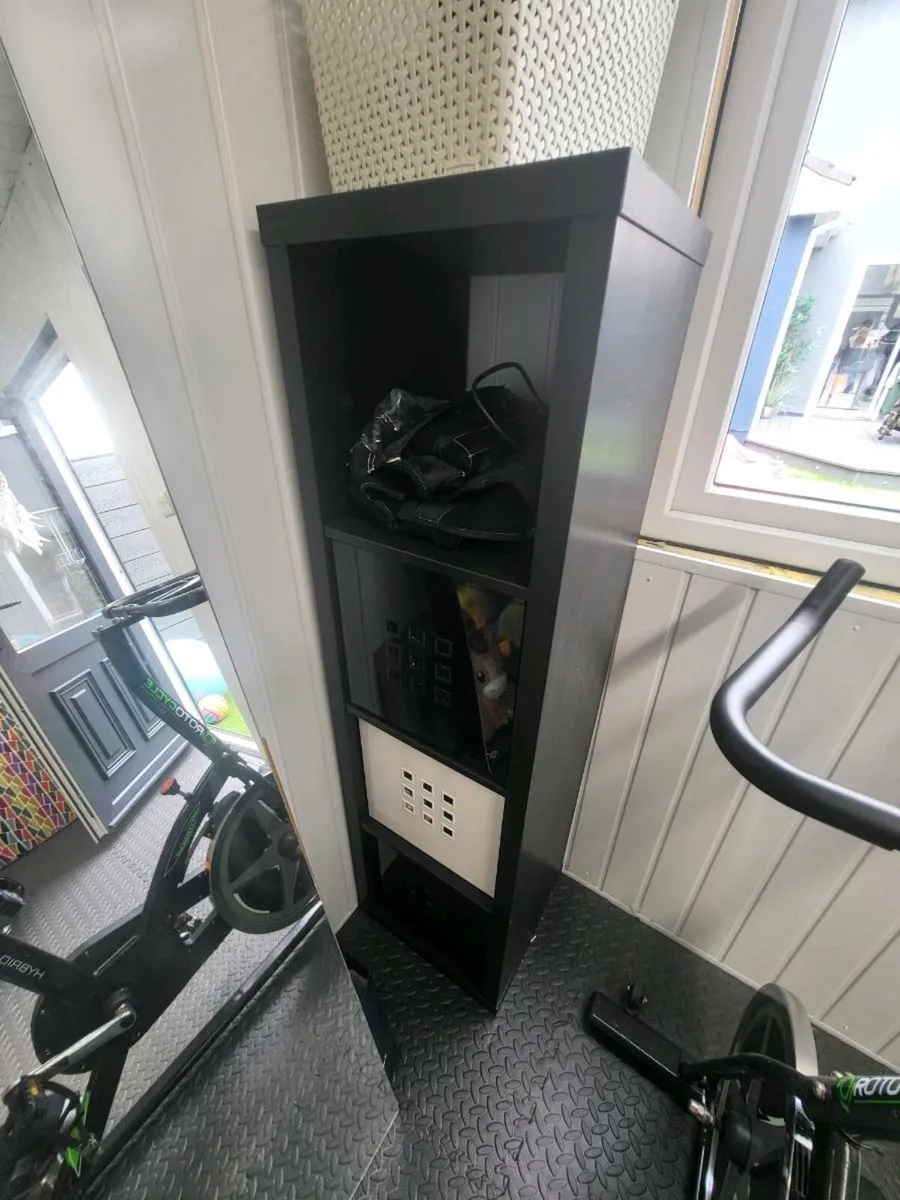 Shelf unit - Image 2