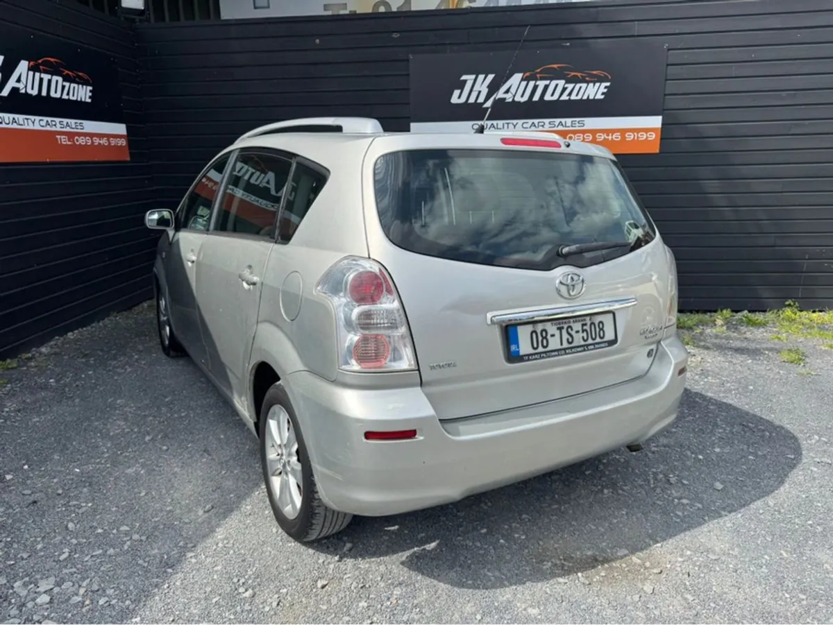 Toyota Corolla Verso Verso 1.6 Luna 7 Seater - Image 4