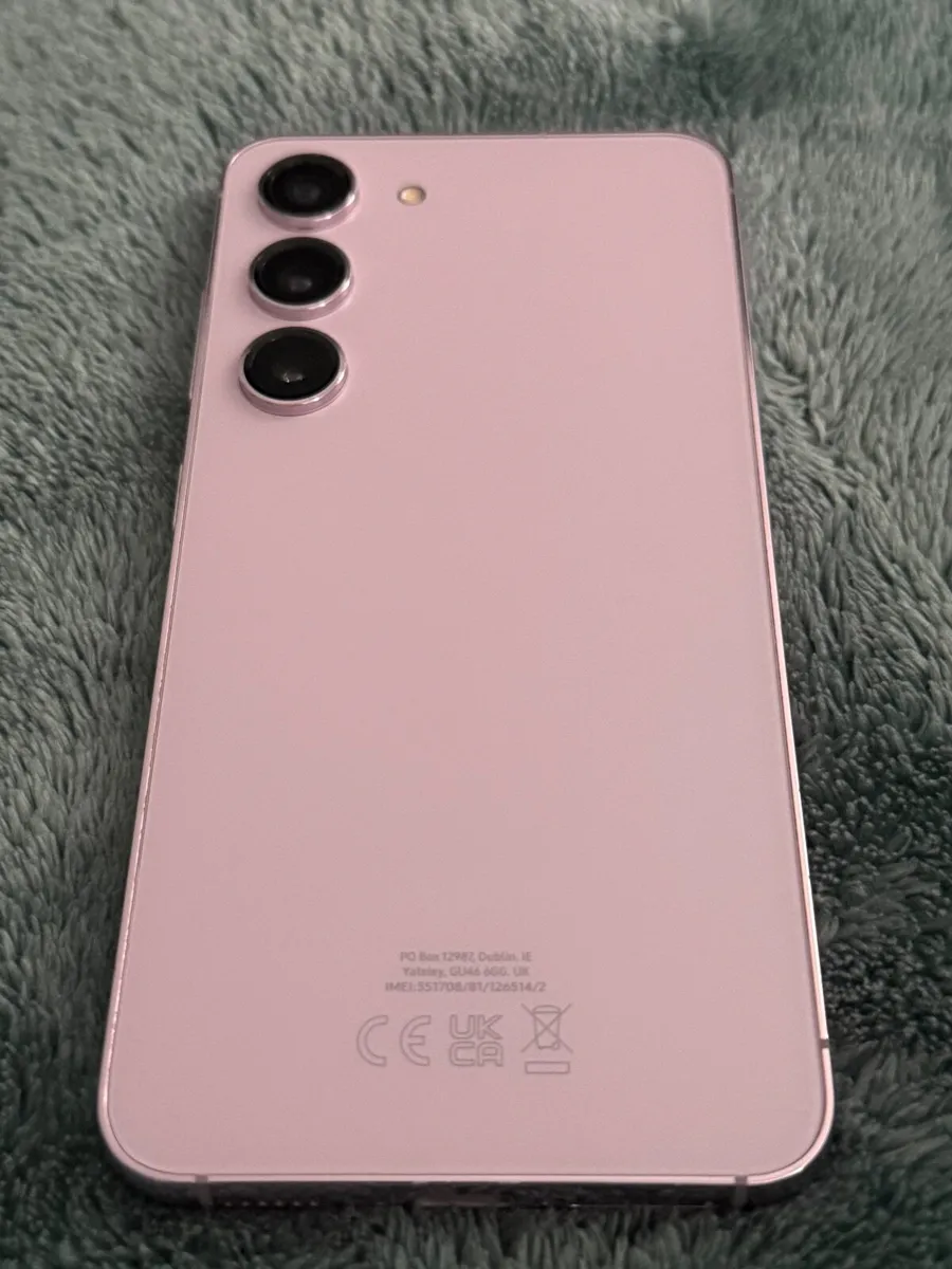 Samsung Galaxy S22 - Purple - Image 1