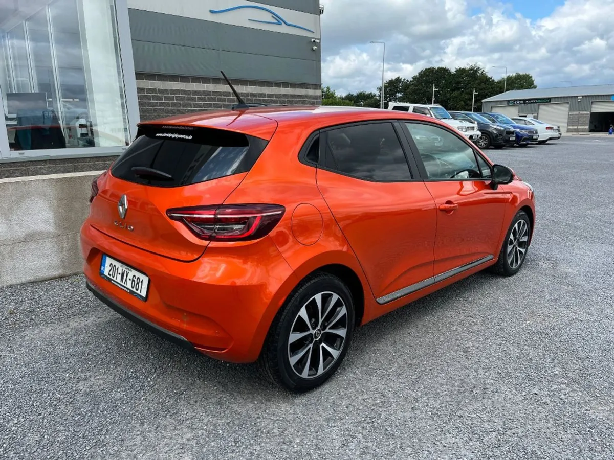 Renault Clio Iconic TCE 100 My19 5DR - Image 3