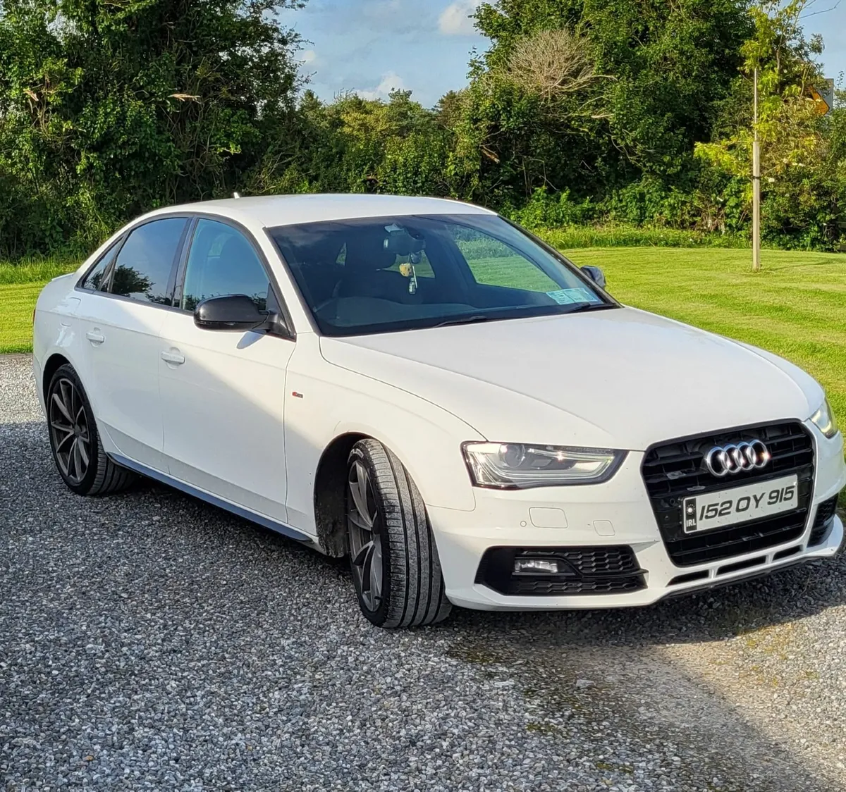 Audi A4 2015 S Line Black Edition - Image 2