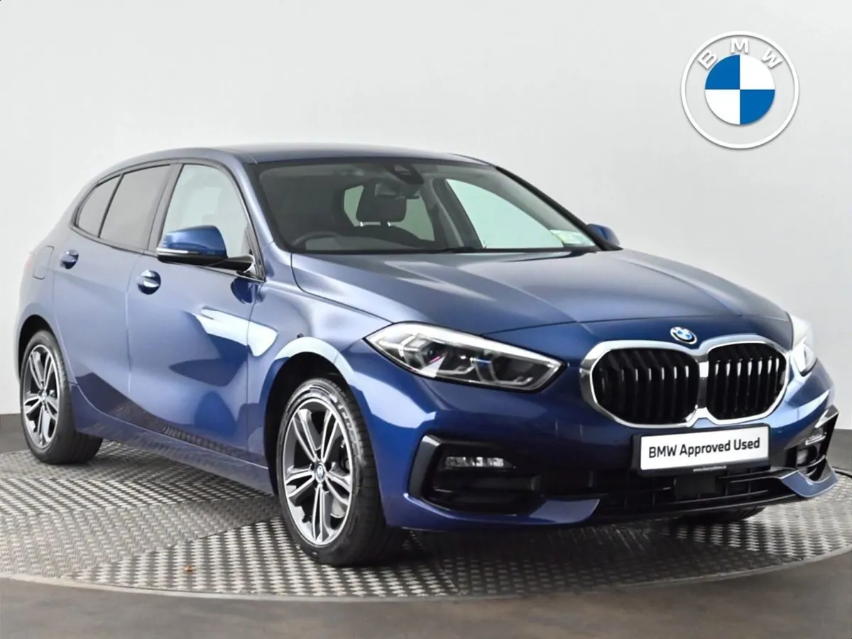 BMW 1 Series 118i Sport - Image 1