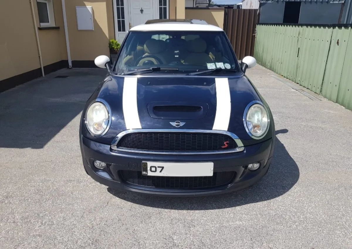 Mini Cooper S - Image 1