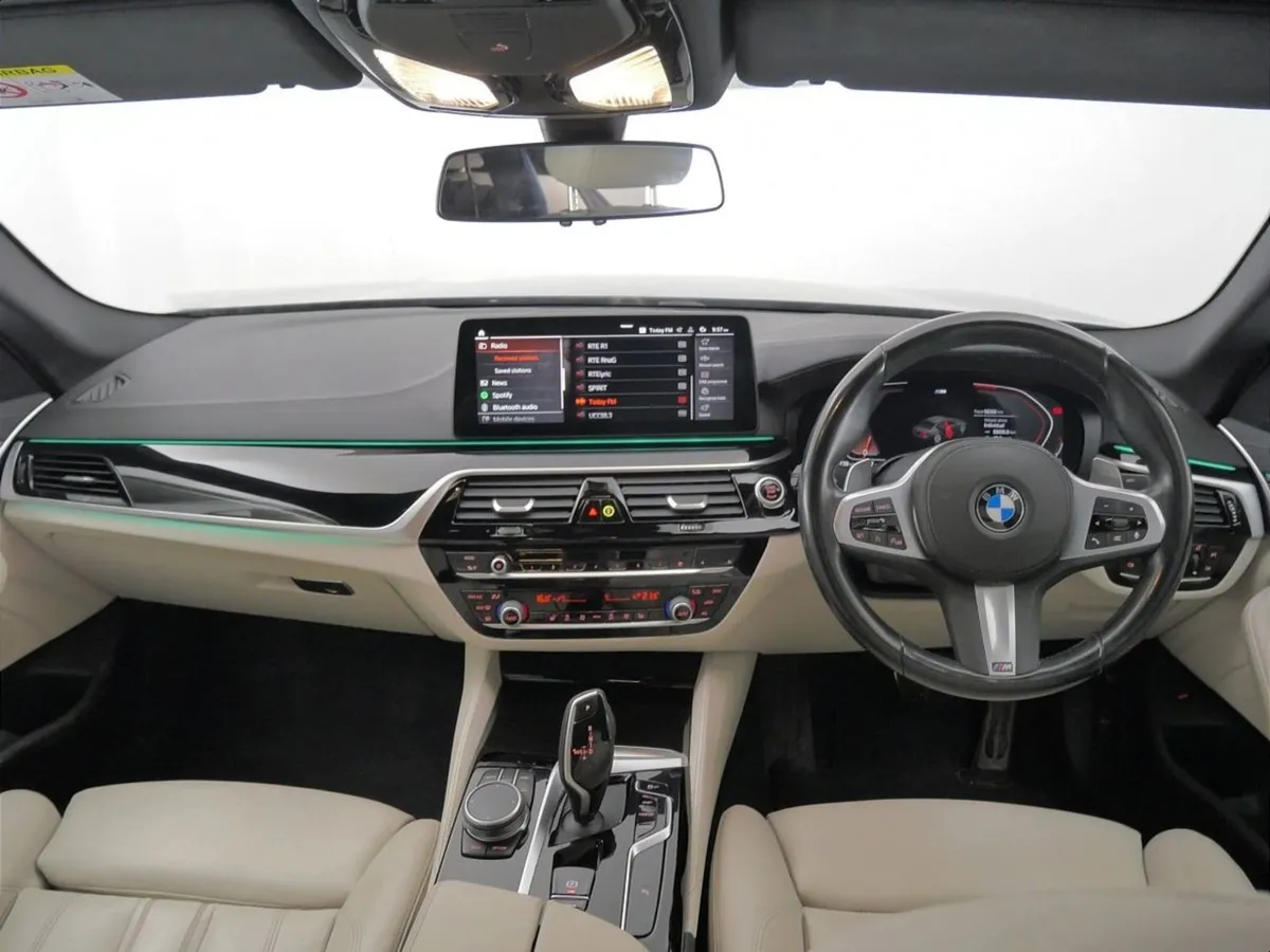 BMW 5 Series 520d M Sport Saloon - Image 4