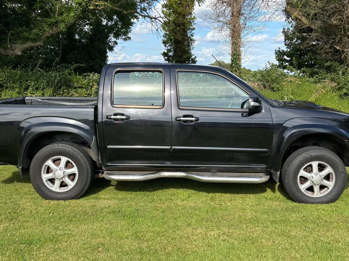 Isuzu D Max - Image 2