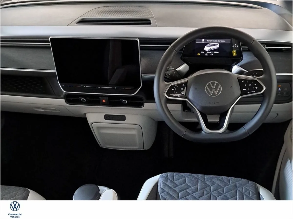 Volkswagen ID. Buzz Life 86kwh 280BHP - Image 4