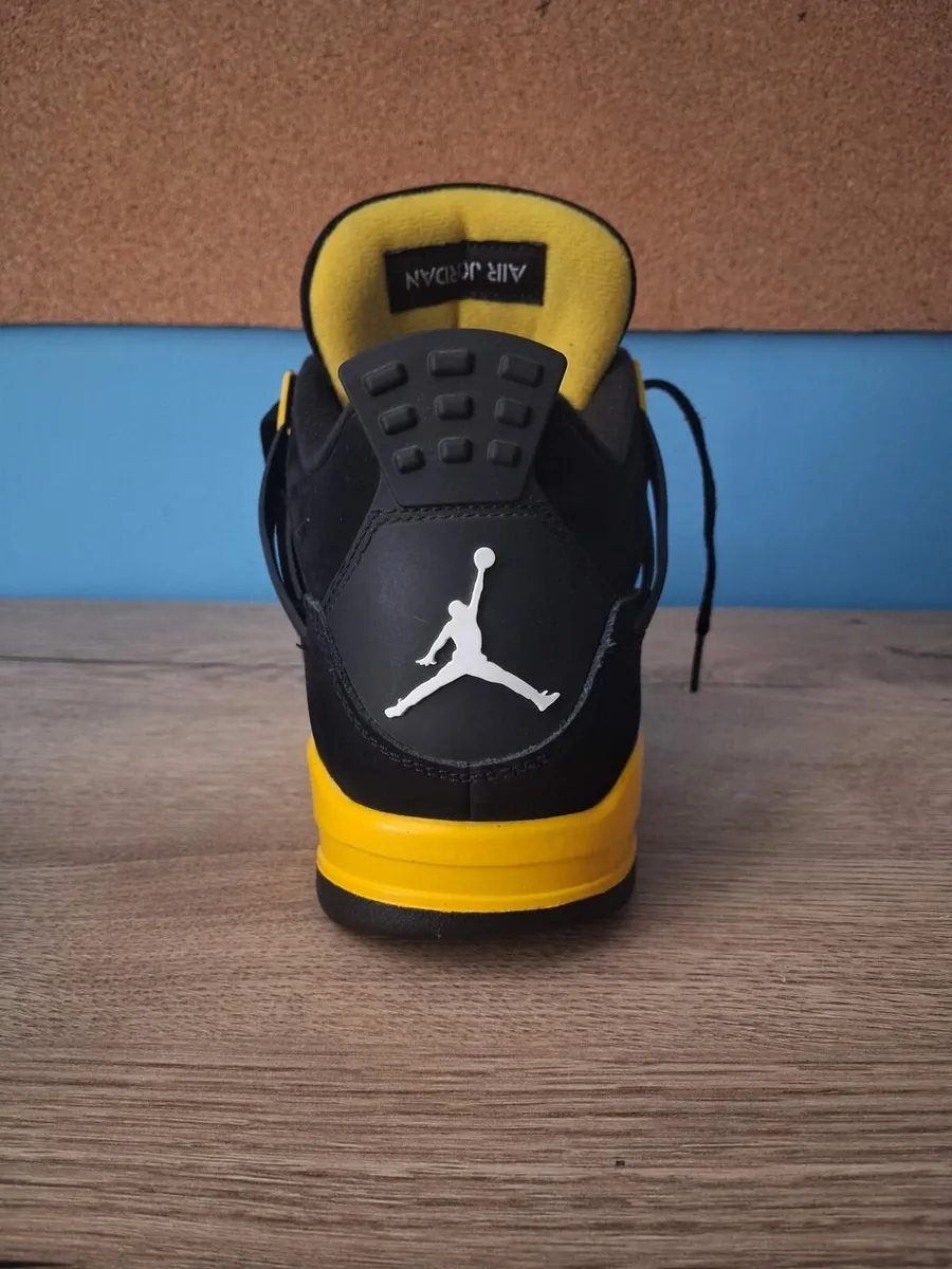 Air Jordan 4 Yellow Thunders - Image 3