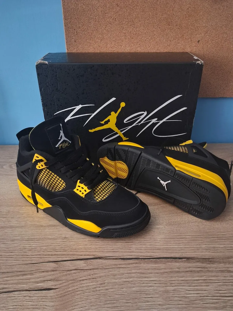 Air Jordan 4 Yellow Thunders - Image 1