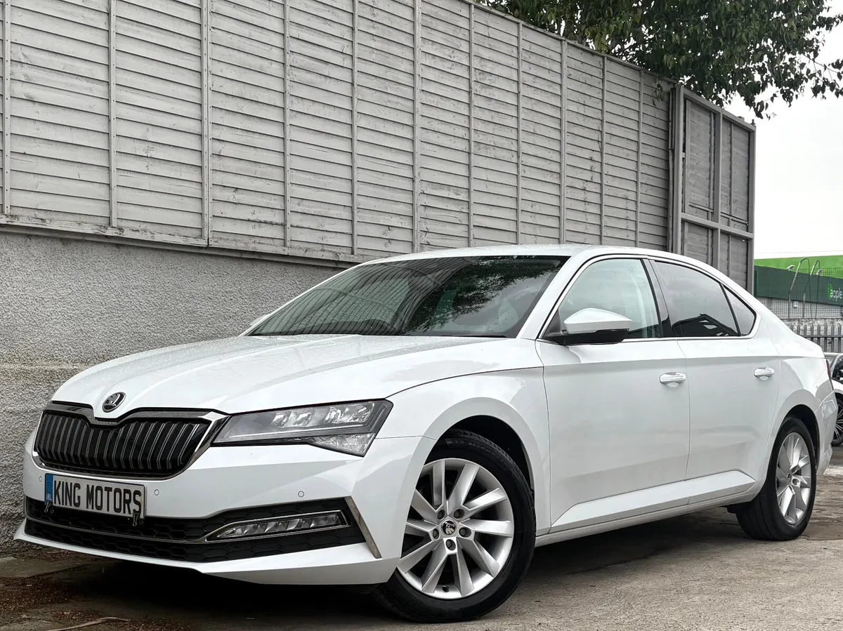 Skoda Superb 2021 PHEV / SE TECH / LEATHER - Image 4