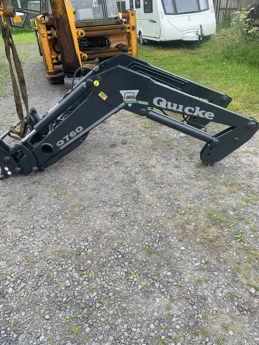 Quicke  Q760 loader - Image 1
