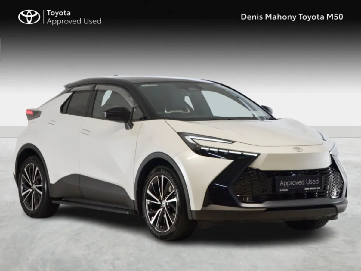Toyota C-HR Plug-In Hybrid Sol - Image 1