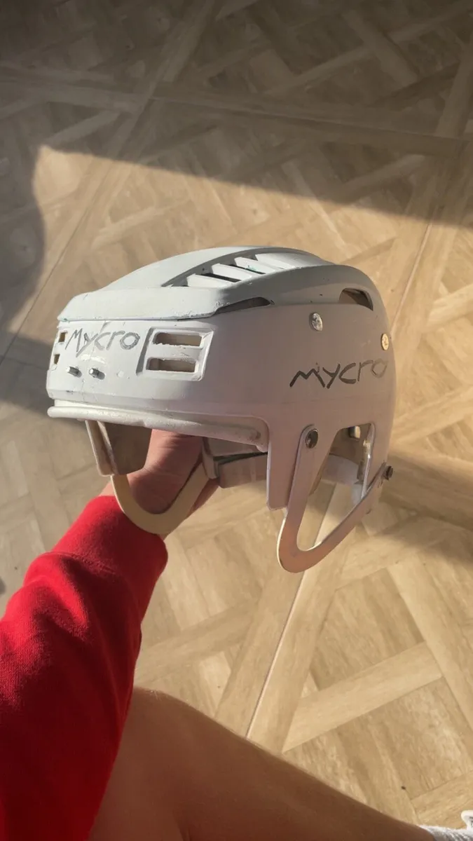White mycro - Image 1