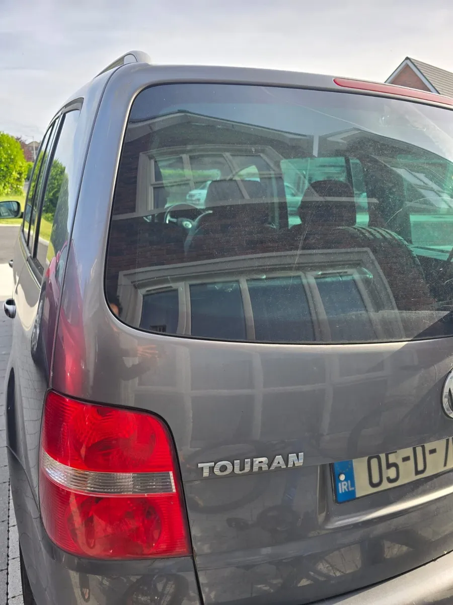 VW 2005 Touran 2.0TDI - Image 3