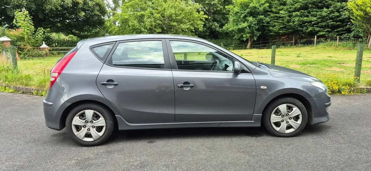Hyundai i30 2010 - Image 4