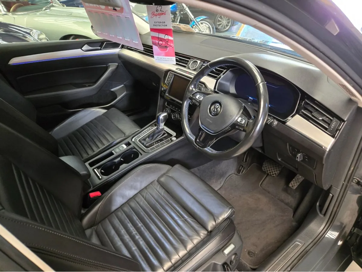 Volkswagen Passat 1.4 TSI GTE Advance 5DR Auto// - Image 3