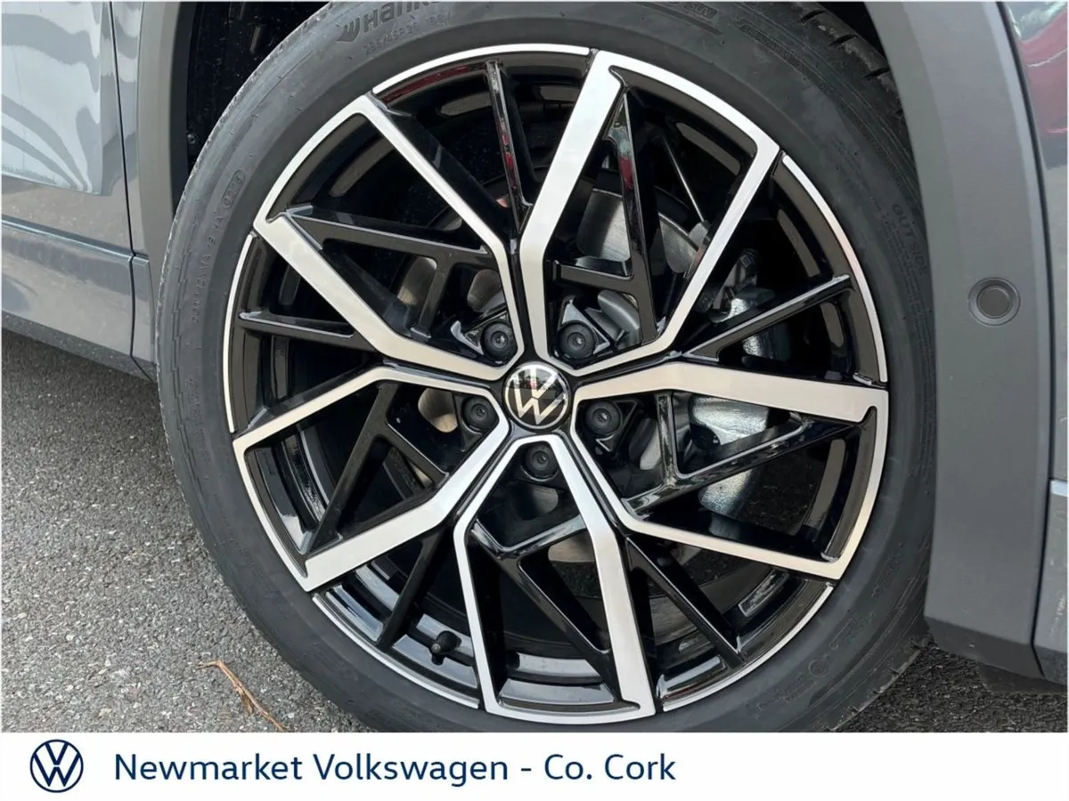 Volkswagen Tayron Phev Elegance 204BHP 5 Seater 1 - Image 2