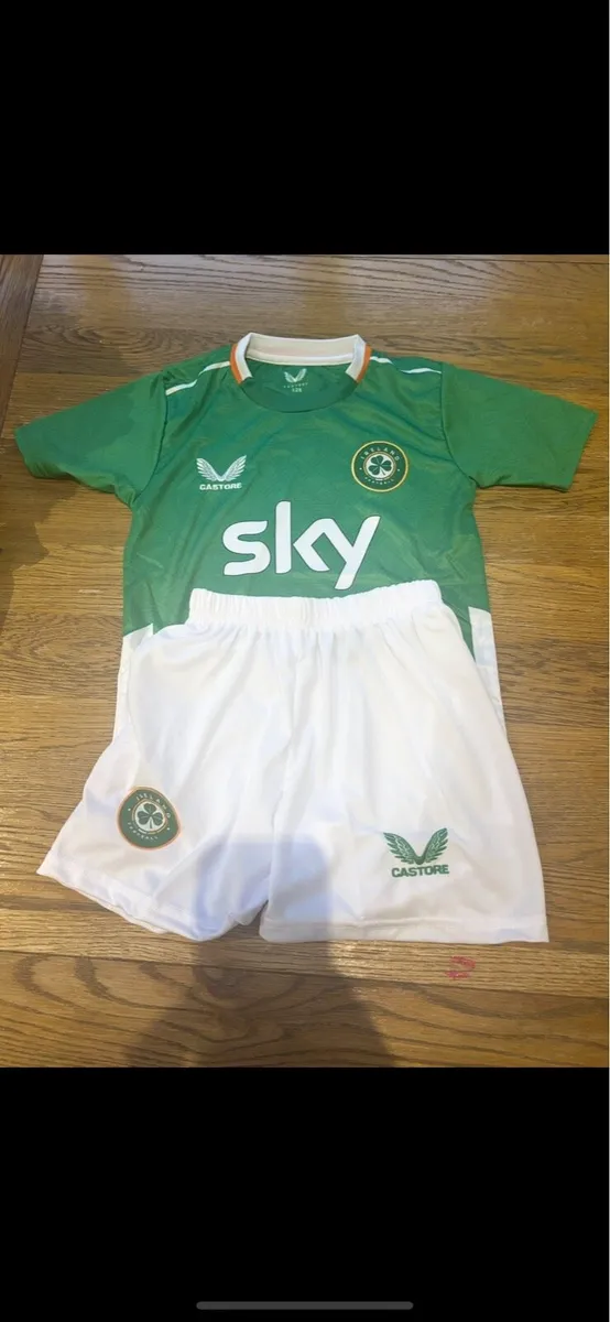 Ireland Football kit - Image 2