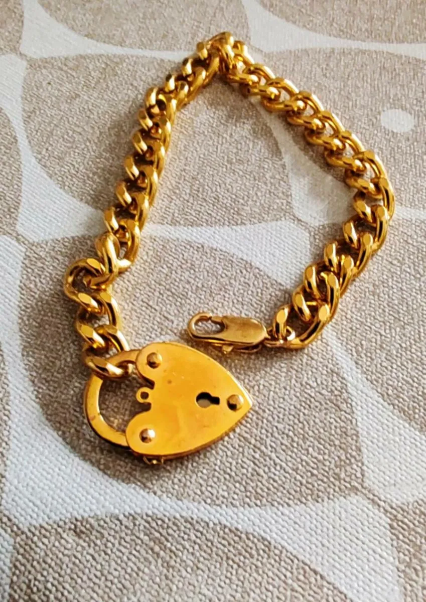 Goldtone bracelet - Image 1