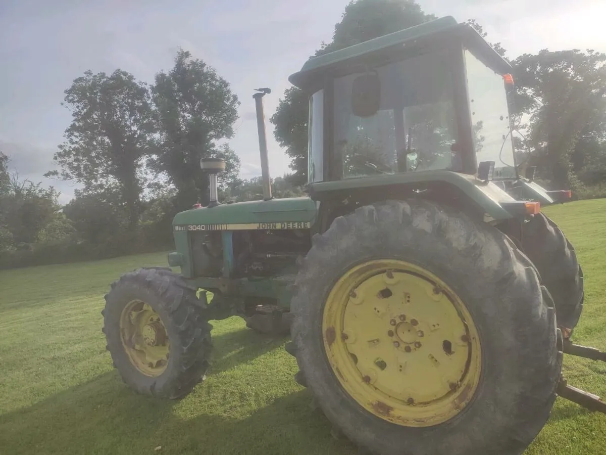 John Deere 3040 - Image 1